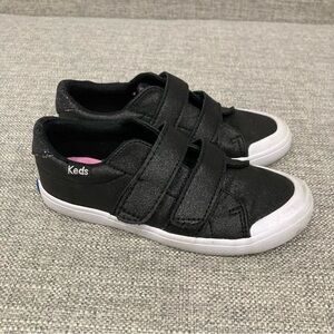Keds kids size 11 black sneakers with Velcro VGUC
